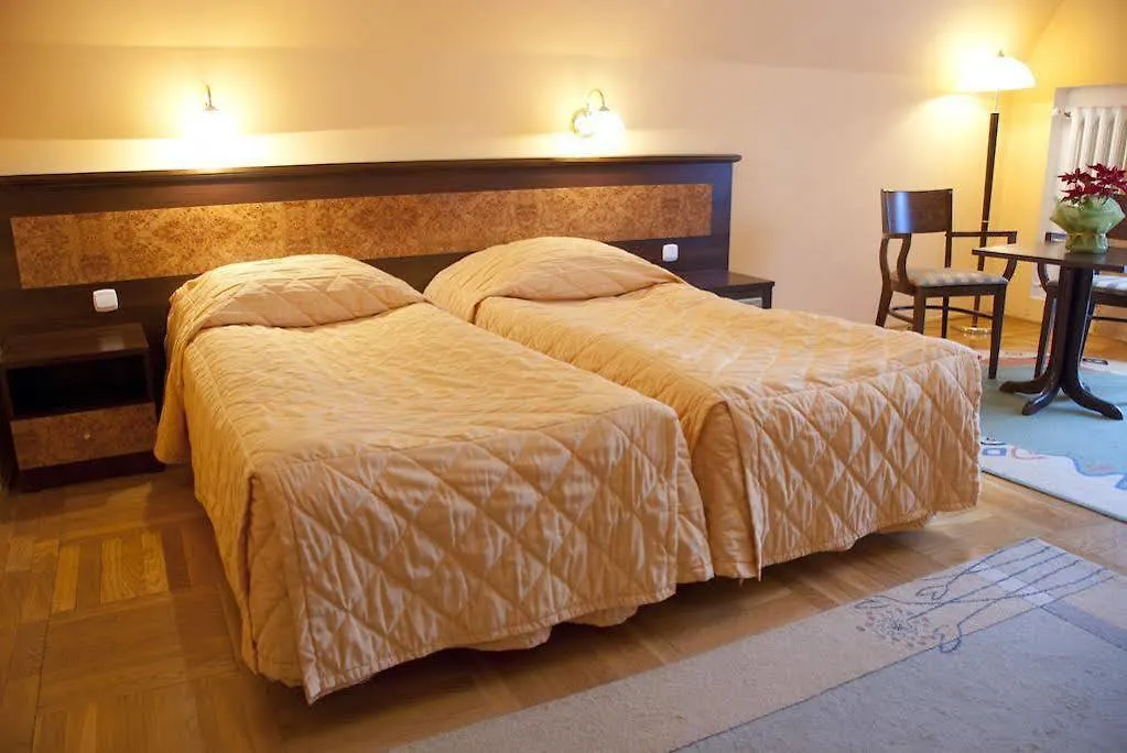 Zespół Dolina Białego - Willa Pan Tadeusz Zakopane Bed and breakfast